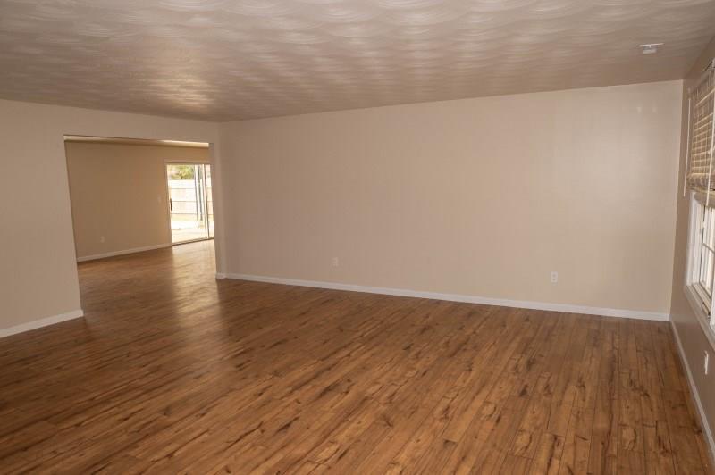 4863 Temple Street Springfield, OH 45502 - Photo 3 of 21