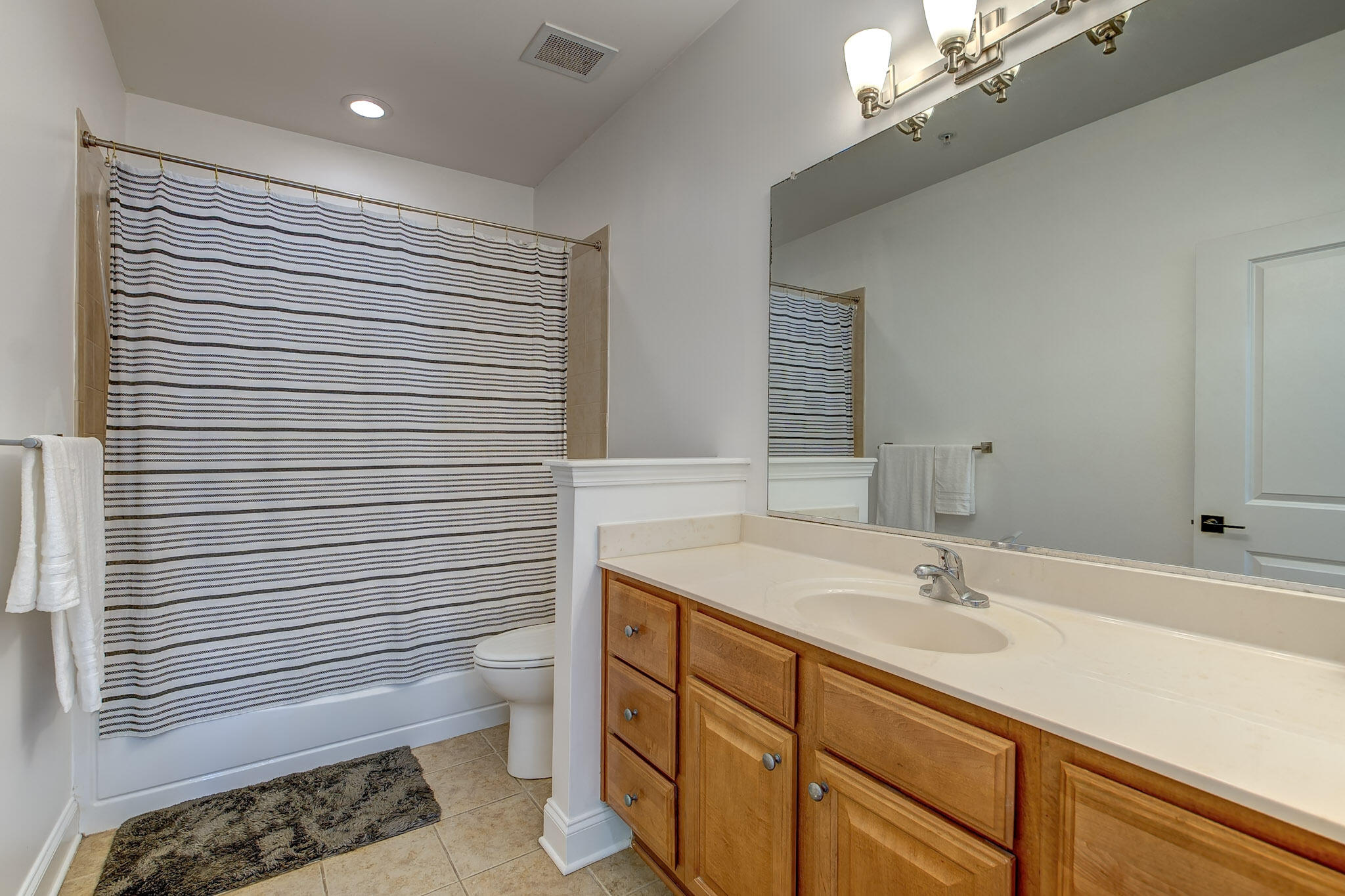 2000 Belle Isle Avenue, Unit 101 Mount Pleasant, SC 29464 - Photo 17 of 22 15-2000 Belle Isle Dr #101 (04-21-2026)-