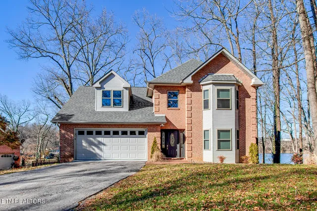 $825,000 | 1200 River Oaks Drive, Kingston, TN 37763