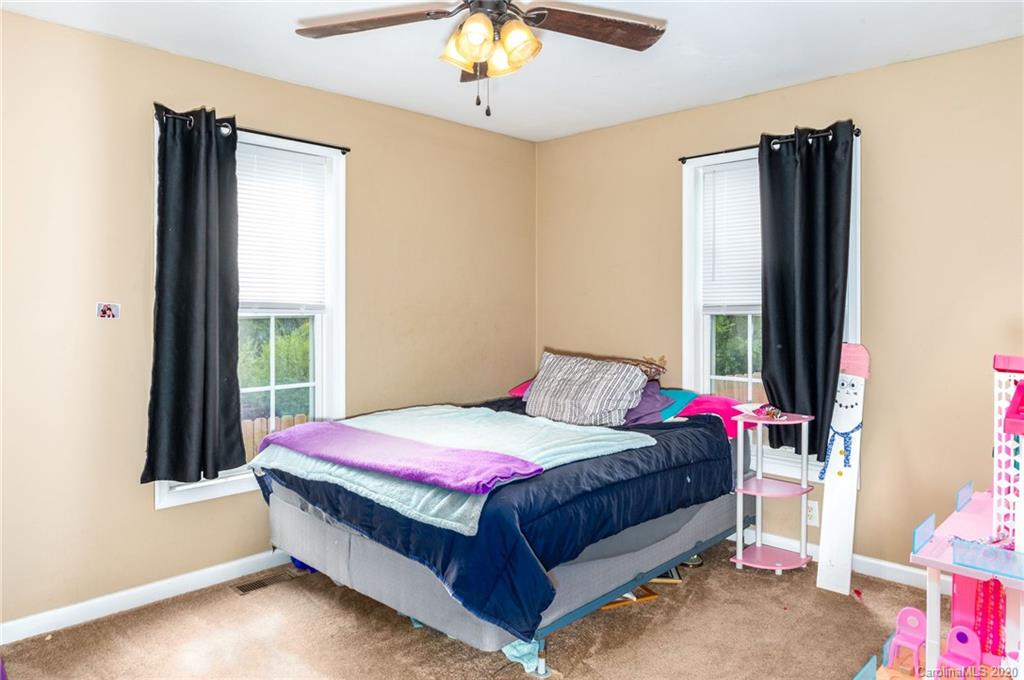 273 Morgan Road Candler, NC 28715 - Photo 12 of 19 Gallery Image 12
