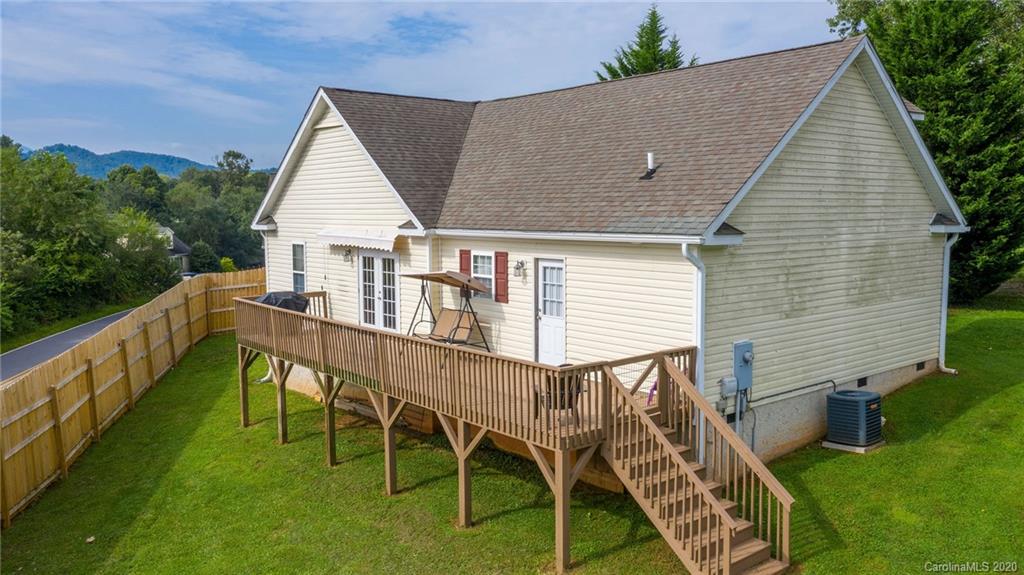 273 Morgan Road Candler, NC 28715 - Photo 4 of 19 Gallery Image 4