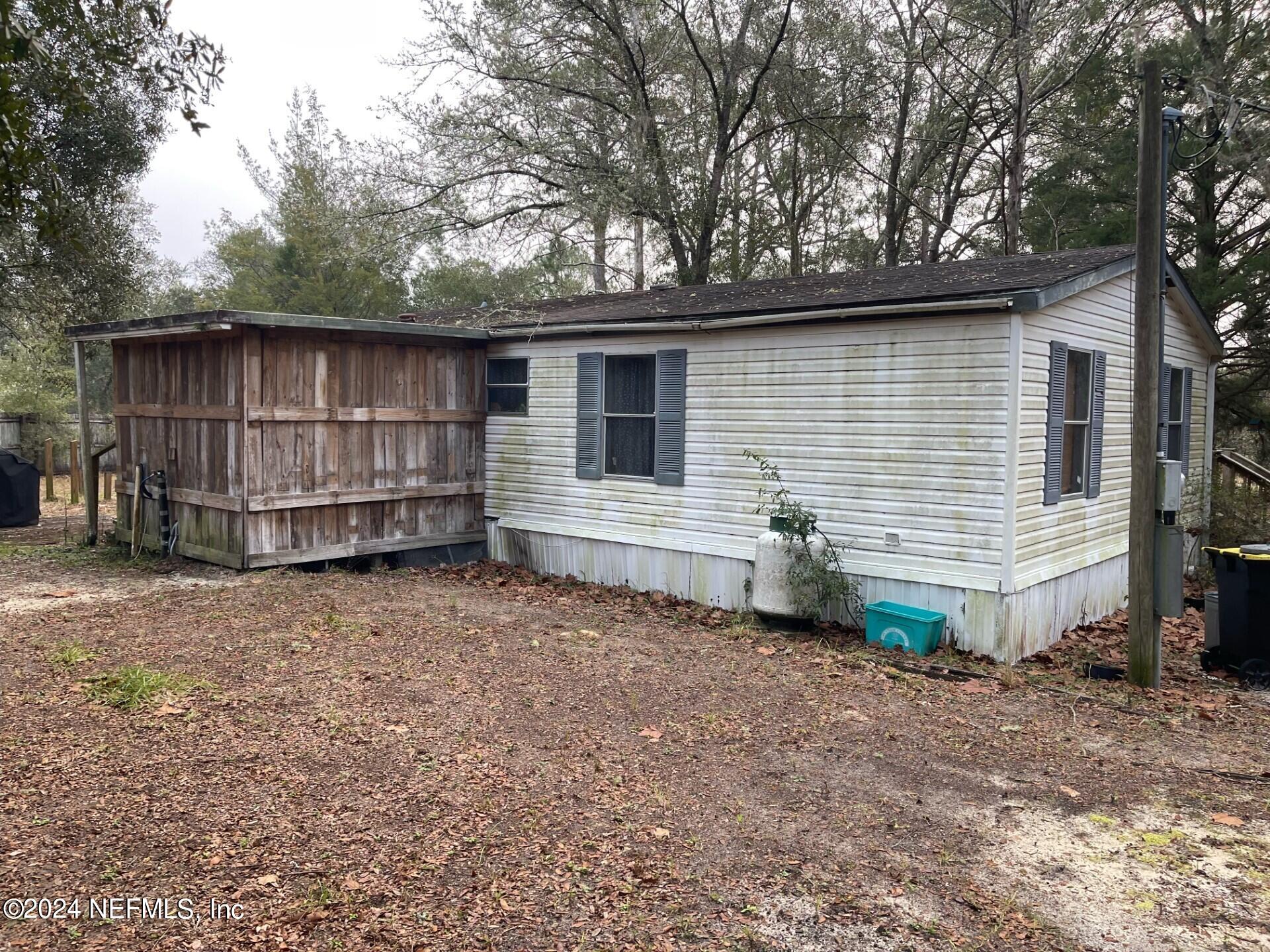 115 Nettles Road Florahome, FL 32140 - Photo 13 of 16 side view