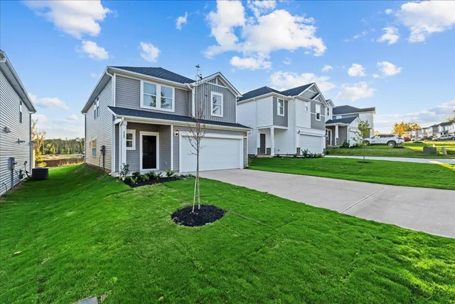 $327,900 | 422 Yellowstone Trail, Gray Court, SC 29645