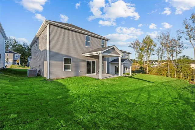 $327,900 | 422 Yellowstone Trail, Gray Court, SC 29645