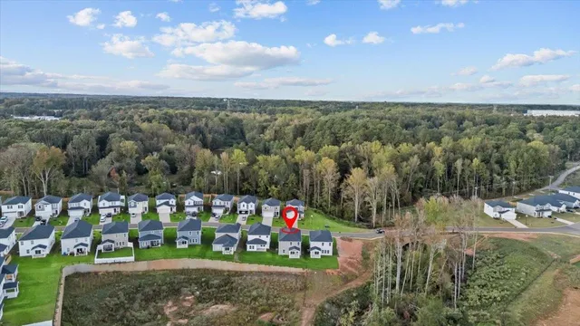 $327,900 | 422 Yellowstone Trail, Gray Court, SC 29645