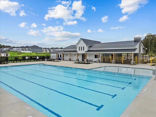 $327,900 | 422 Yellowstone Trail, Gray Court, SC 29645