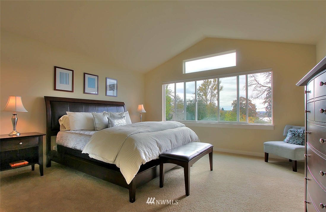 5621 Northeast 7th Place Renton, WA 98059 - Photo 14 of 25