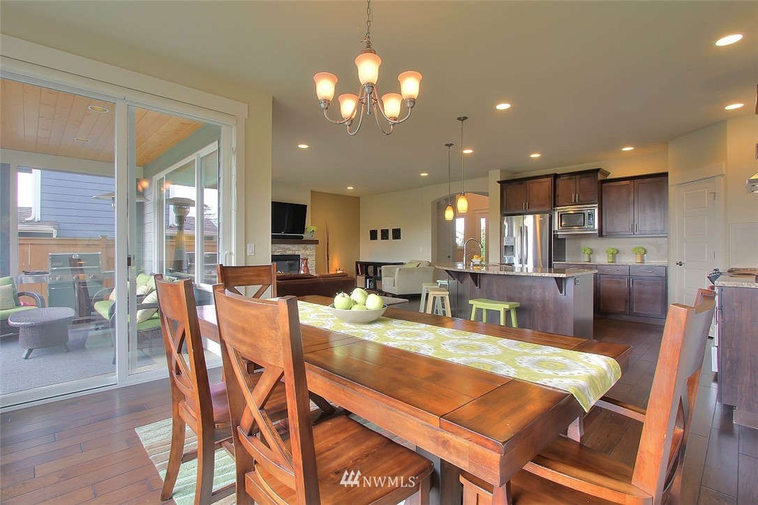 5621 Northeast 7th Place Renton, WA 98059 - Photo 10 of 25
