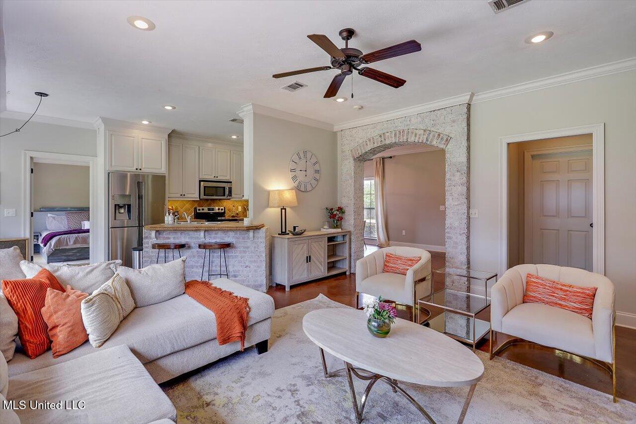 100 Britton Circle Flowood, MS 39232 - Photo 6 of 52 06-100 Britton Cir