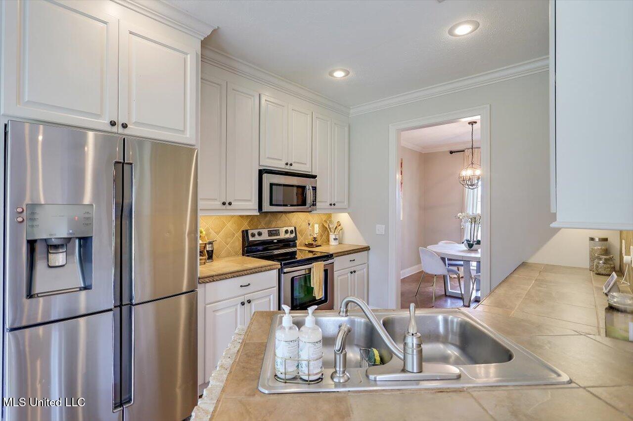 100 Britton Circle Flowood, MS 39232 - Photo 9 of 52 09-100 Britton Cir