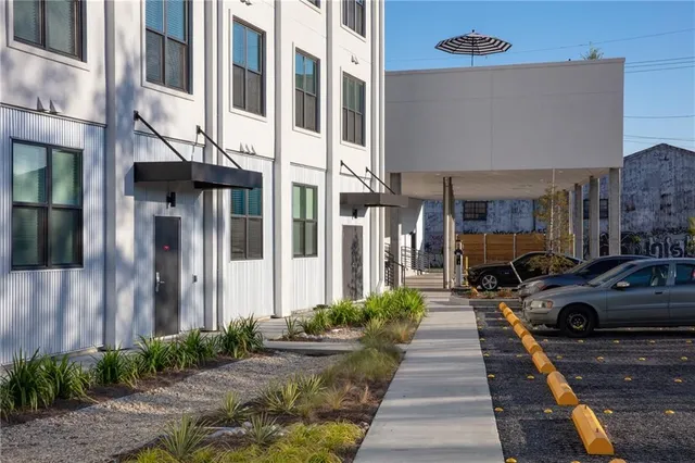 $1,595 | 882 Montegut Street, Unit 203, New Orleans, LA 70117