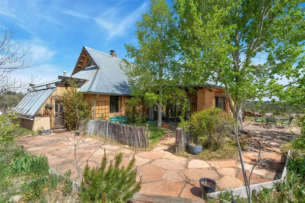 $800,000 | 78 County Road 75, Truchas, NM 87578