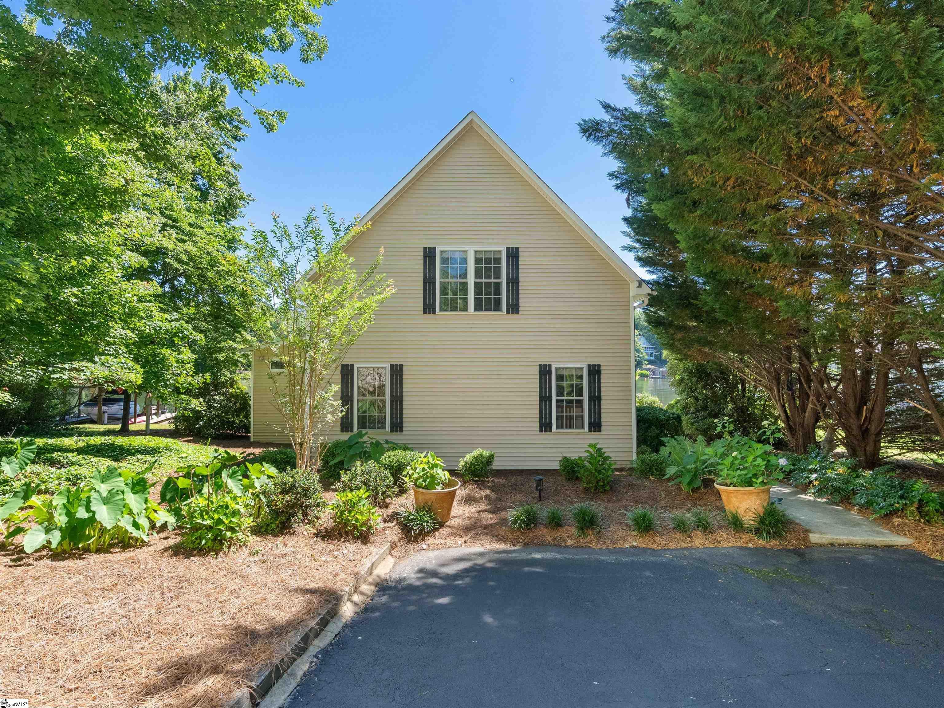 339 Jumping Branch Road Tamassee, SC 29686 - Photo 3 of 50