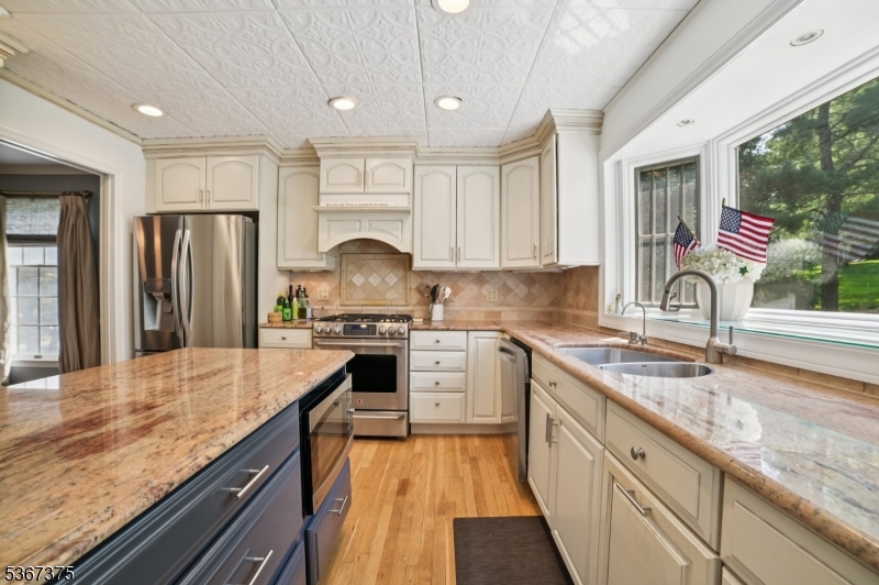 415 Fairmount Avenue Chatham, NJ 07928 - Photo 12 of 29