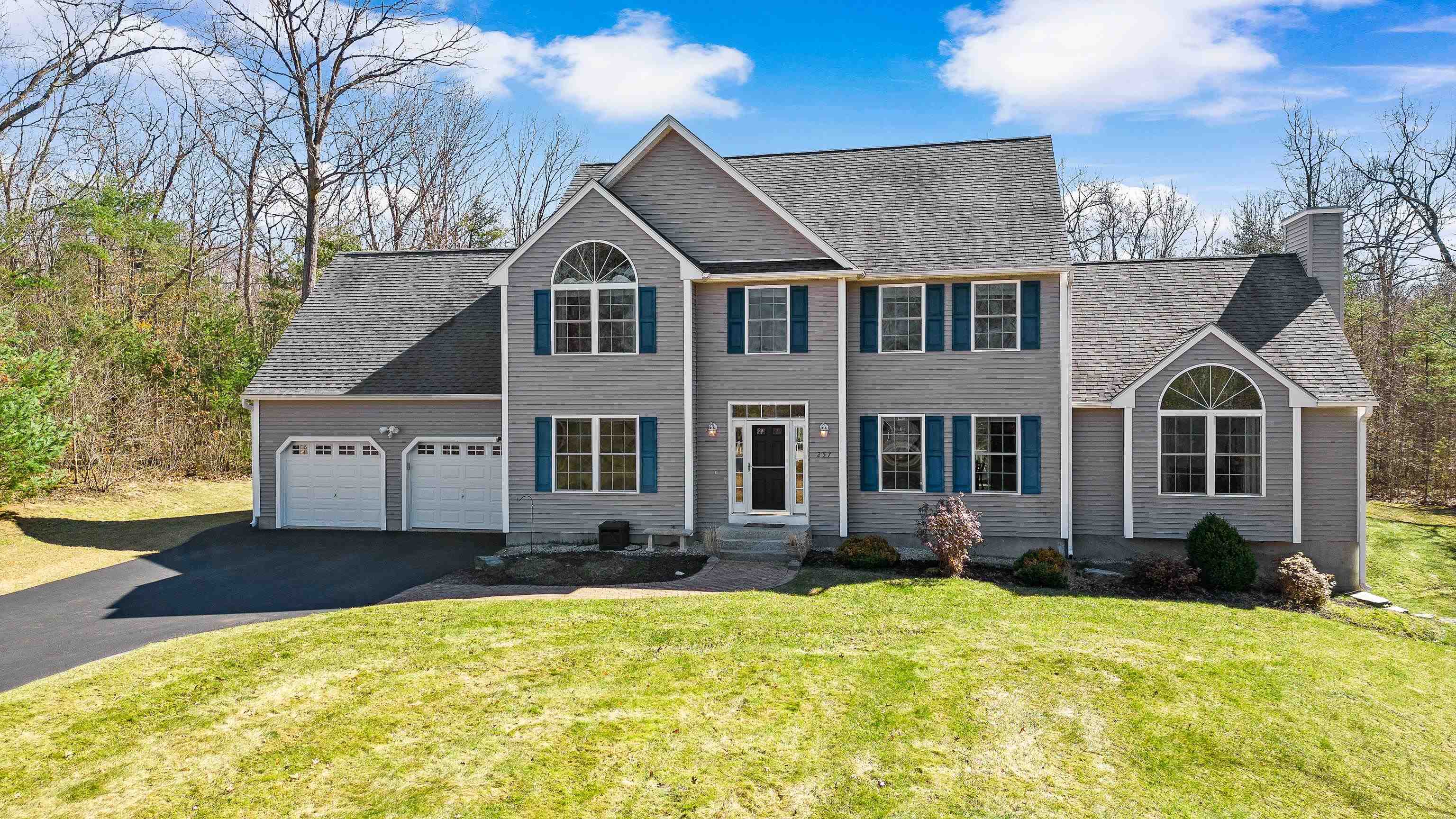 257 Steam Mill Road Auburn, NH 03032 - Photo 1 of 40 Gallery Image 1