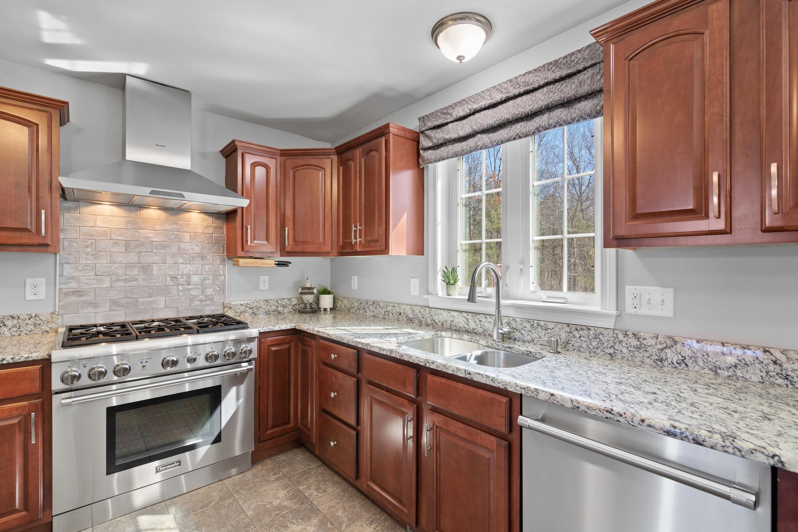 257 Steam Mill Road Auburn, NH 03032 - Photo 39 of 40 Gallery Image 39