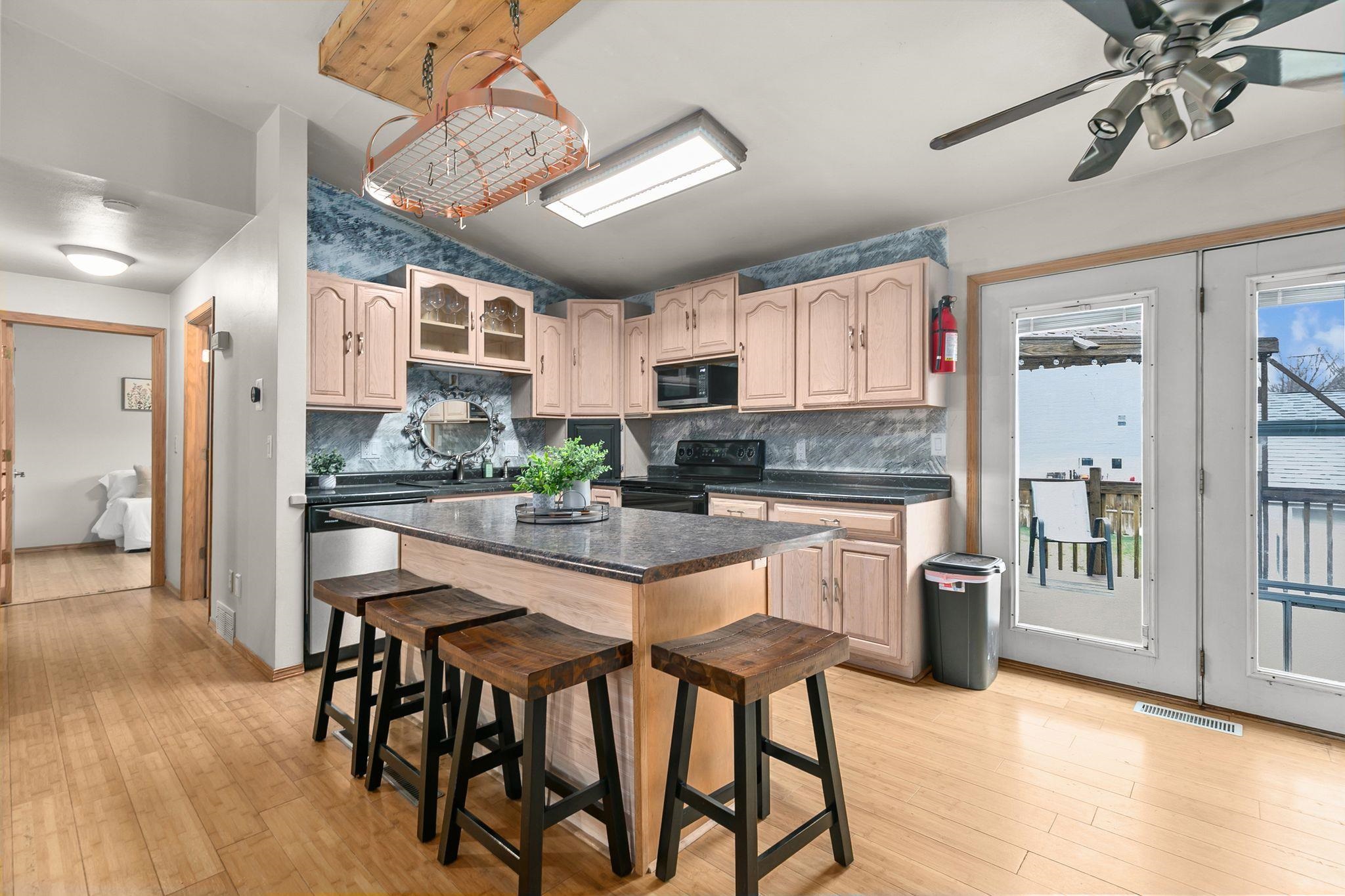 1130 West Grant Street Appleton, WI 54914 - Photo 11 of 36