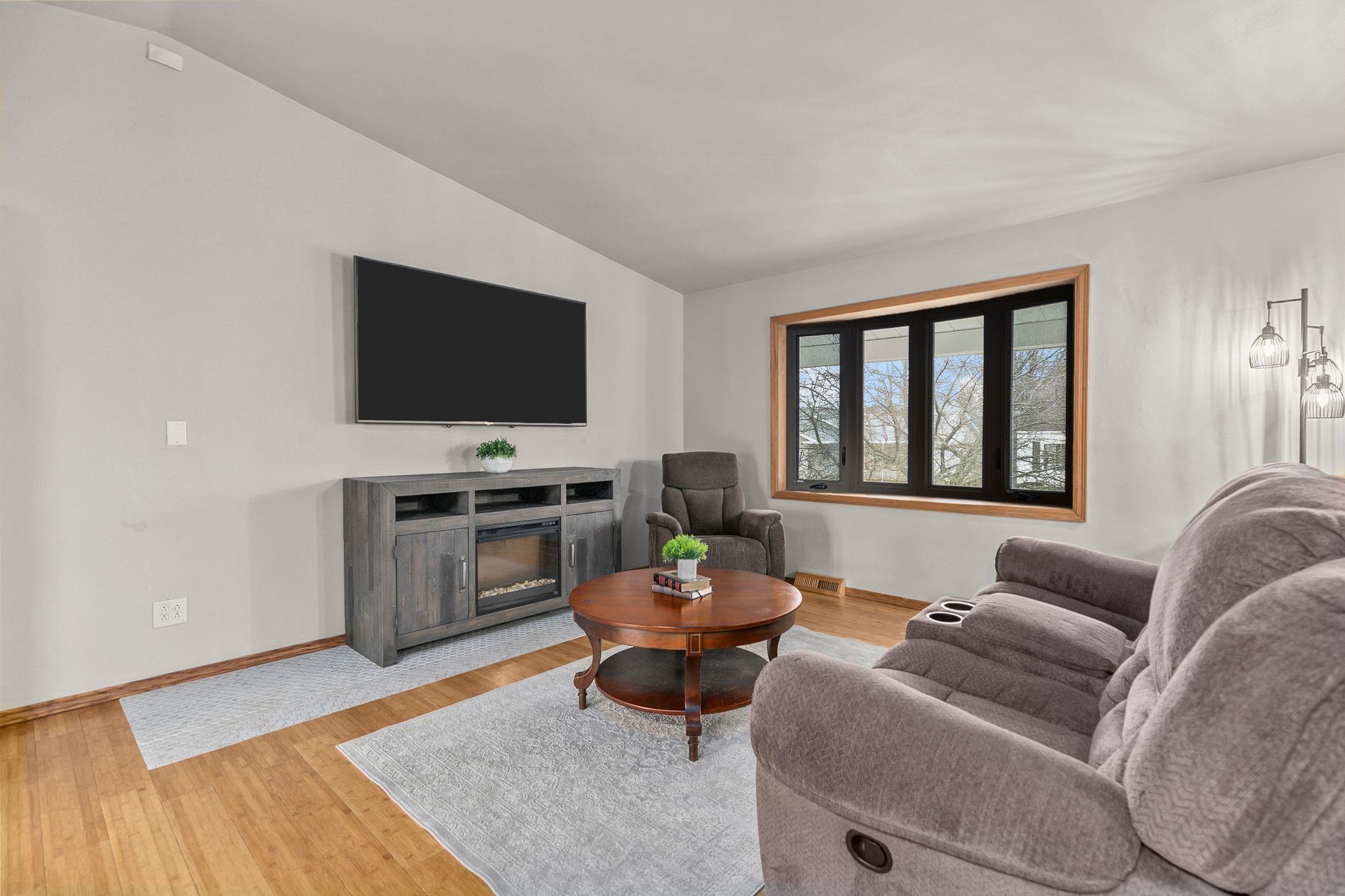 1130 West Grant Street Appleton, WI 54914 - Photo 7 of 36