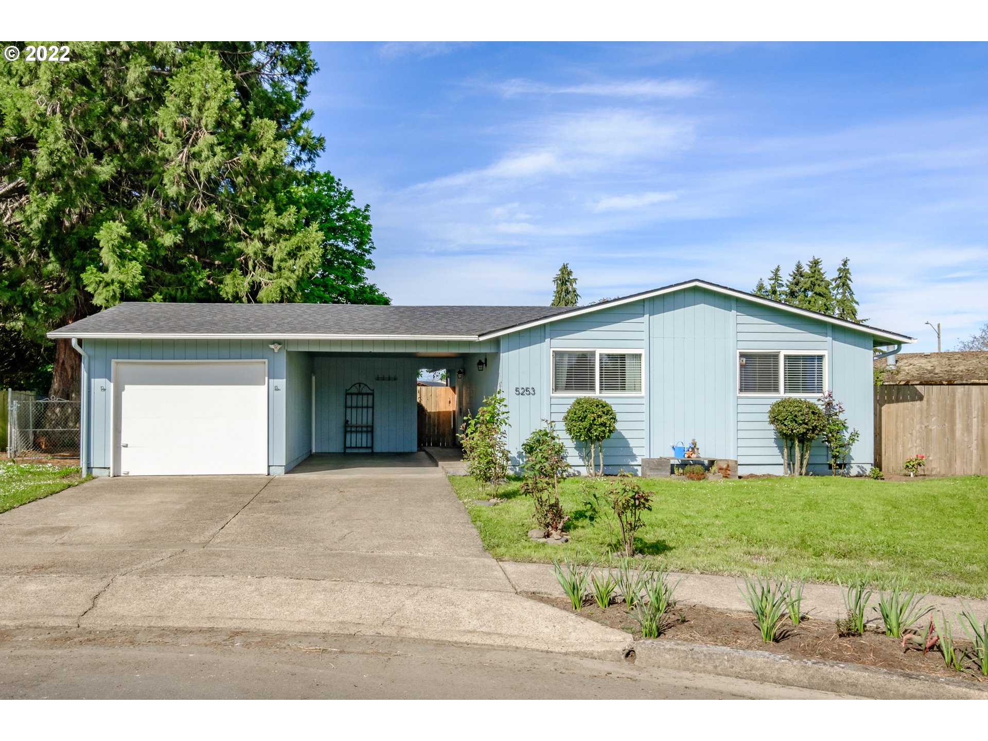 5253 F Street Springfield, OR 97478 - Photo 1 of 32