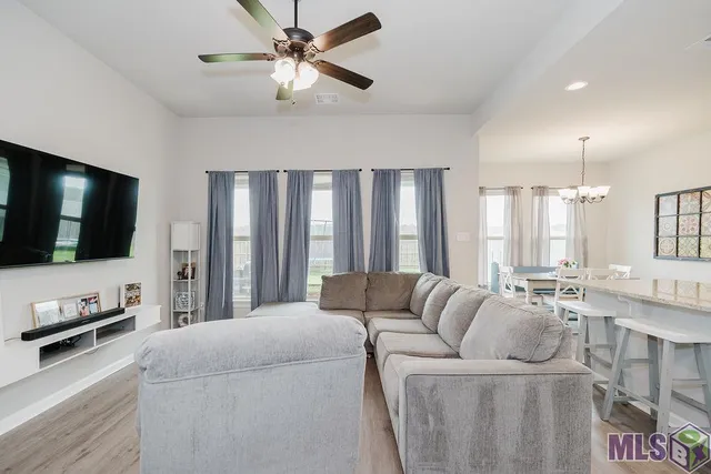 $255,000 | 1875 Pineglen Drive, St. Gabriel, LA 70776