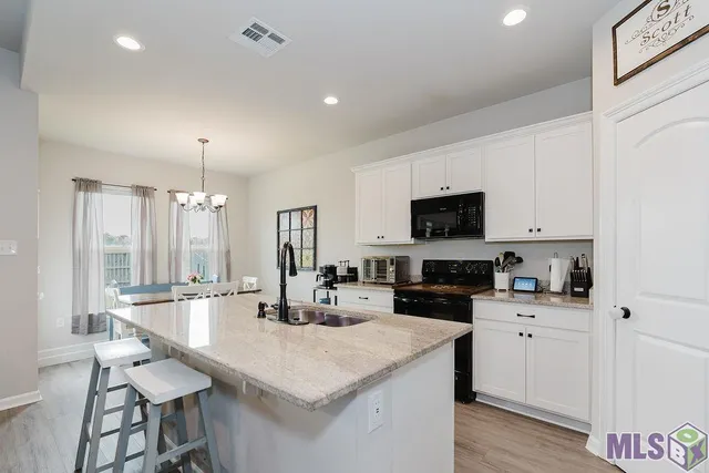 $255,000 | 1875 Pineglen Drive, St. Gabriel, LA 70776