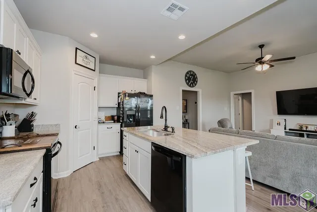 $255,000 | 1875 Pineglen Drive, St. Gabriel, LA 70776