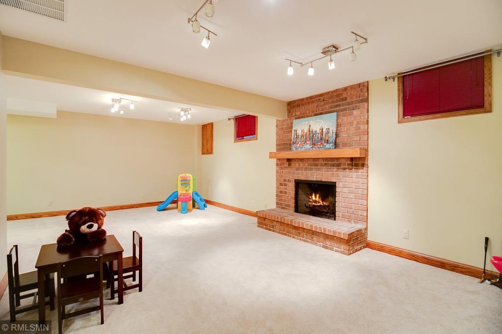 11371 Mt Curve Road Eden Prairie, MN 55347 - Photo 25 of 30