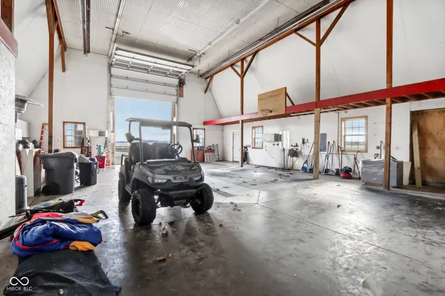 $1,349,977 | 5784 North 600 East, Greenfield, IN 46140