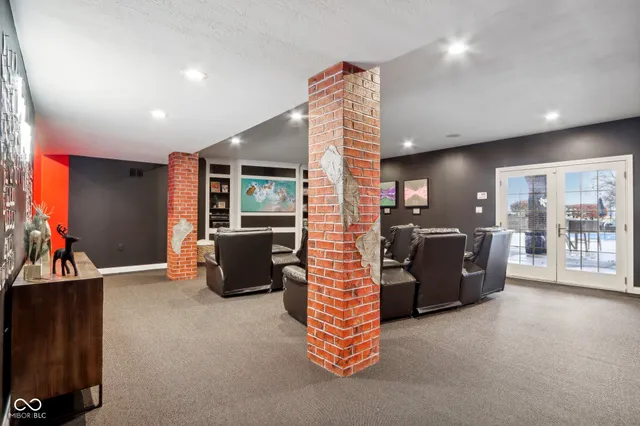 $1,349,977 | 5784 North 600 East, Greenfield, IN 46140