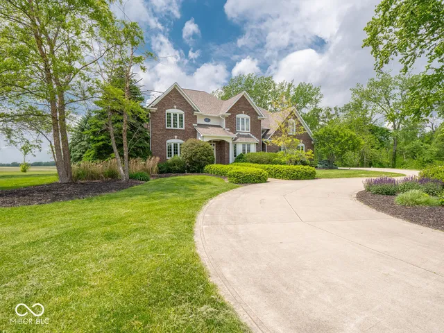 $1,349,977 | 5784 North 600 East, Greenfield, IN 46140
