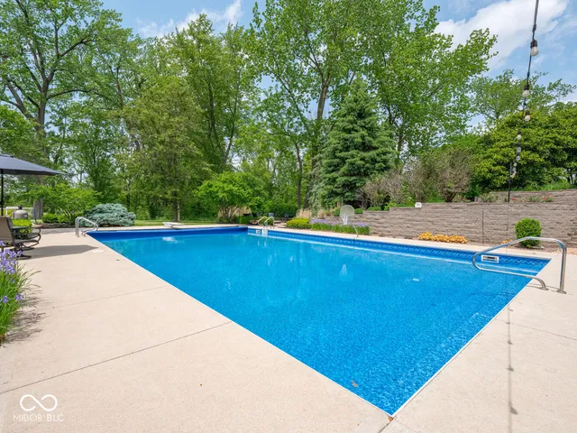 $1,349,977 | 5784 North 600 East, Greenfield, IN 46140