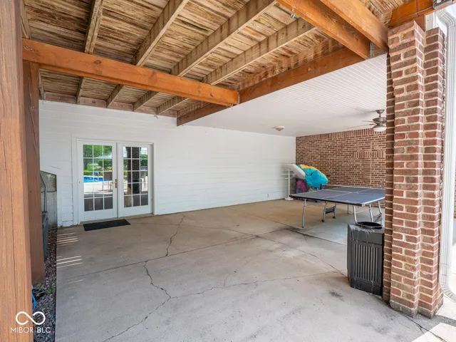 $1,349,977 | 5784 North 600 East, Greenfield, IN 46140