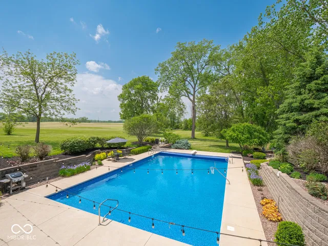 $1,349,977 | 5784 North 600 East, Greenfield, IN 46140