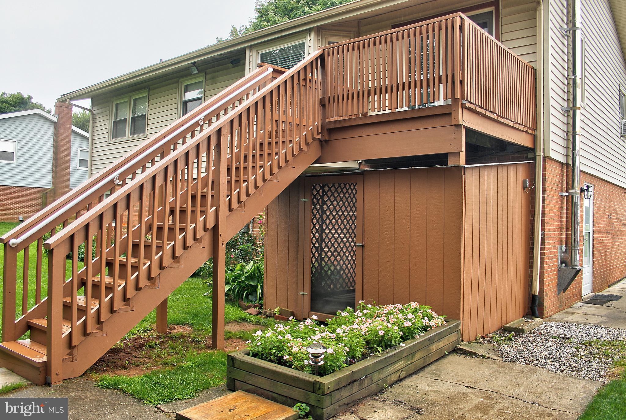 2409 Gillis Road Mount Airy, MD 21771 - Photo 24 of 27 a view of entryway with wooden stairs