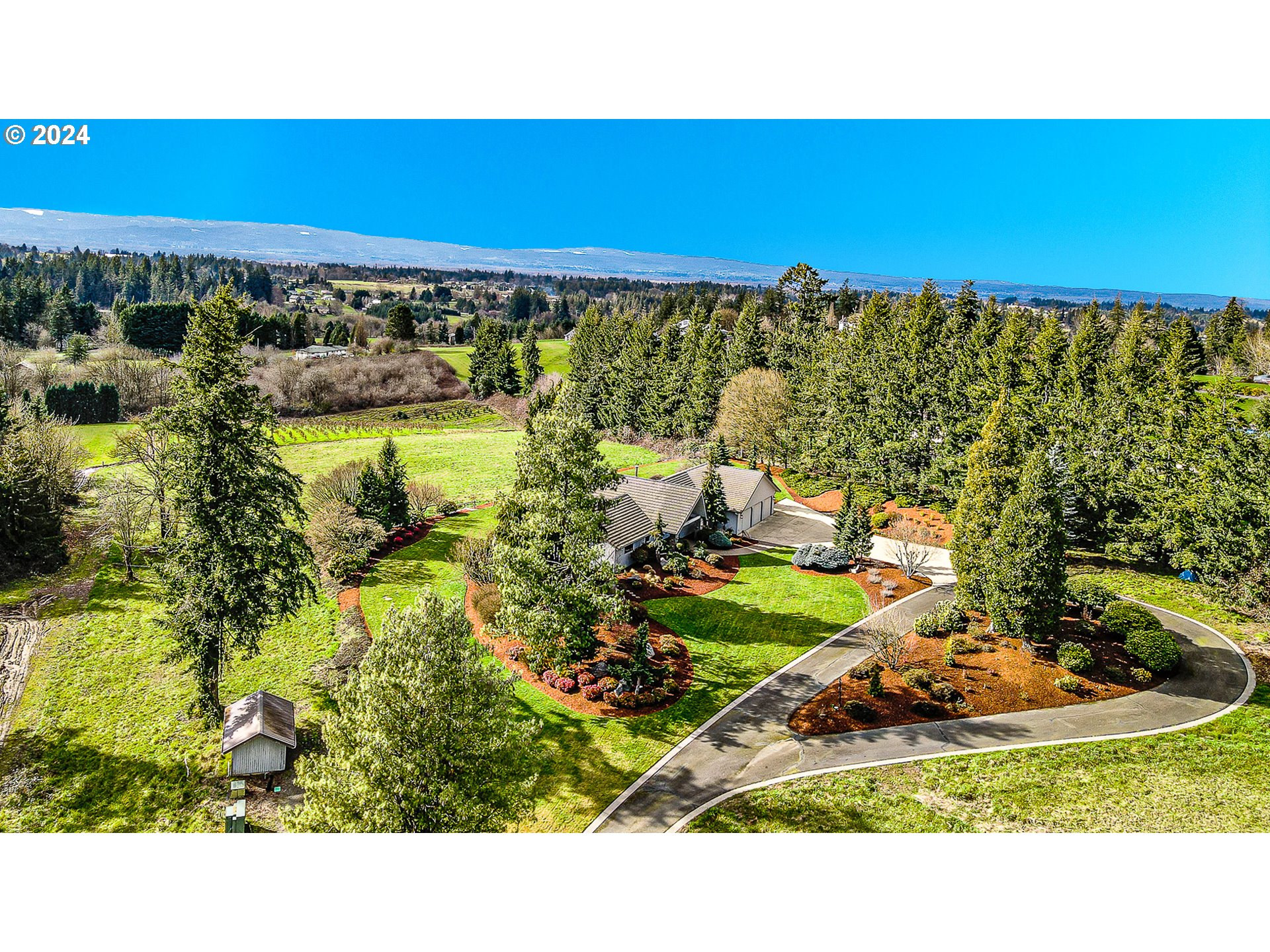 20200 Northwest 18th Place Ridgefield, WA 98642 - Photo 3 of 48 a view of a city