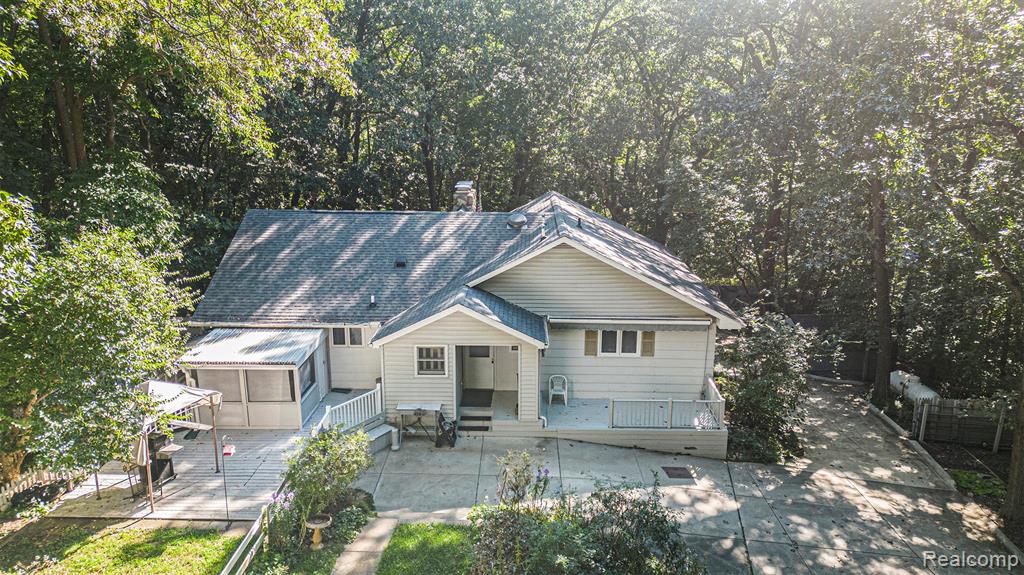 9401 Mabley Hill Road Fenton, MI 48430 - Photo 23 of 26