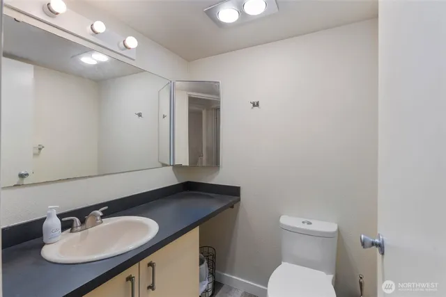 $294,950 | 2534 South 317th Street, Unit 103, Federal Way, WA 98003