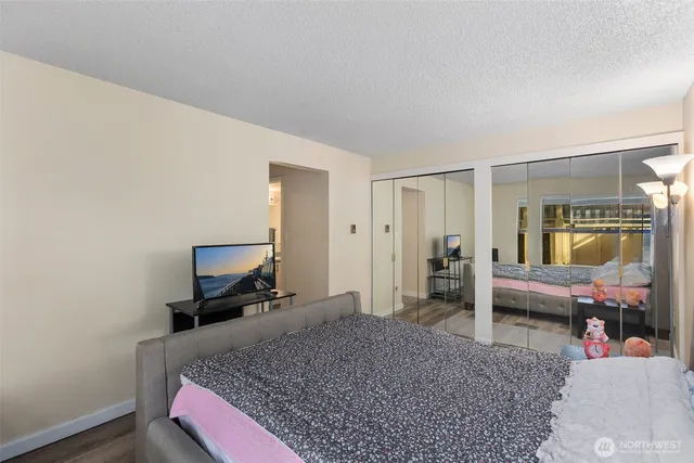 $294,950 | 2534 South 317th Street, Unit 103, Federal Way, WA 98003