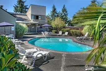 $294,950 | 2534 South 317th Street, Unit 103, Federal Way, WA 98003