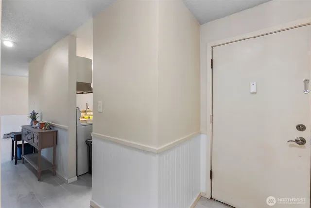 $294,950 | 2534 South 317th Street, Unit 103, Federal Way, WA 98003