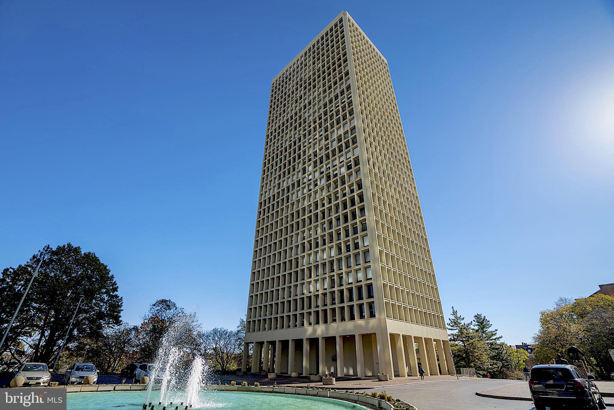 220 Locust Street, Unit 3H Philadelphia, PA 19106 - Photo 1 of 29 a view of a tall building
