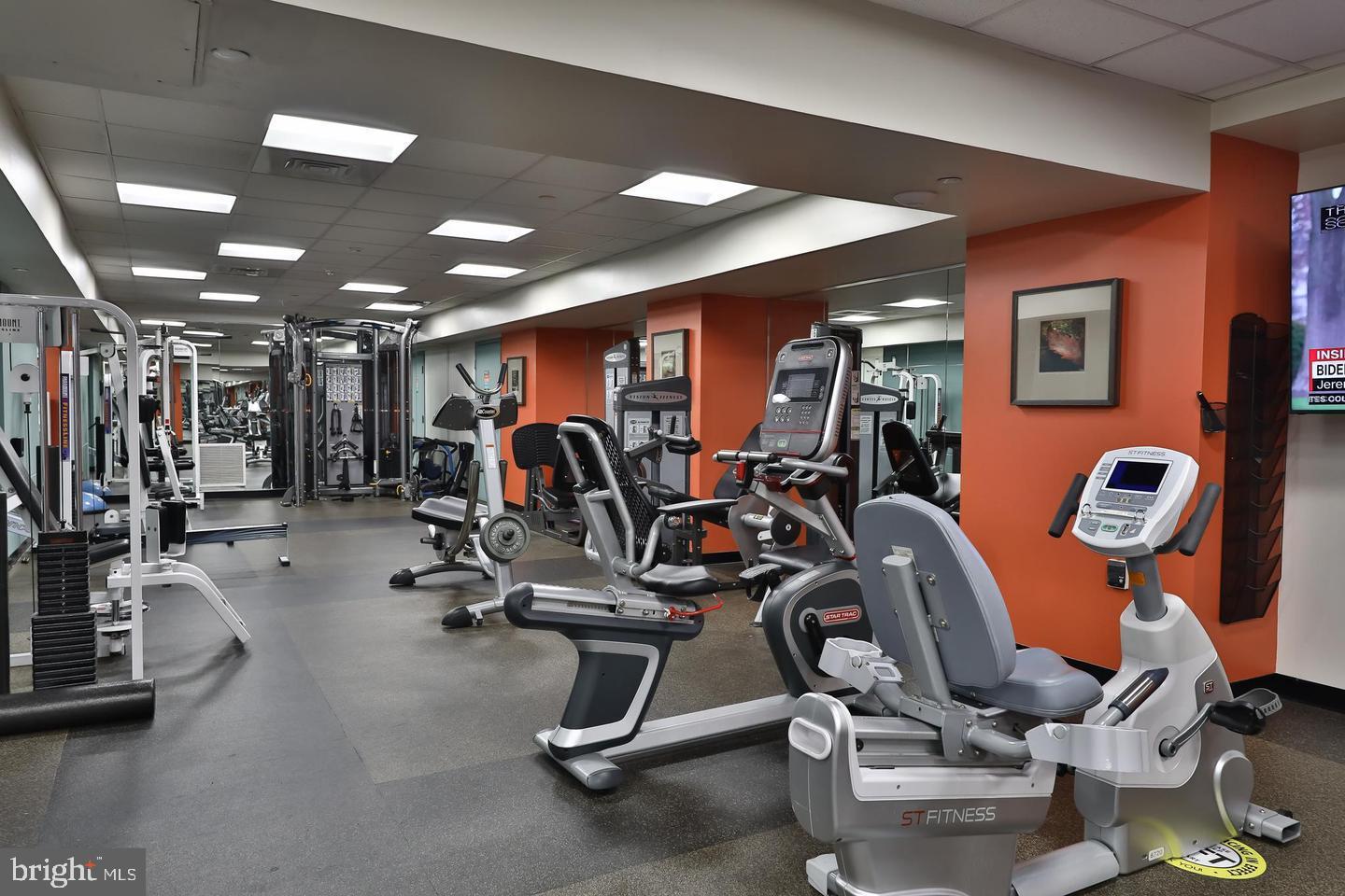 220 Locust Street, Unit 3H Philadelphia, PA 19106 - Photo 26 of 29 a view of a room with gym equipment