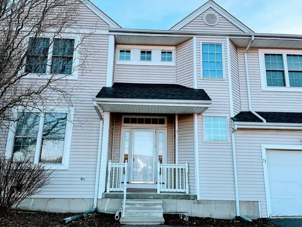 $3,400 | 73 Odonnell Avenue, Unit 73, Shrewsbury, MA 01545