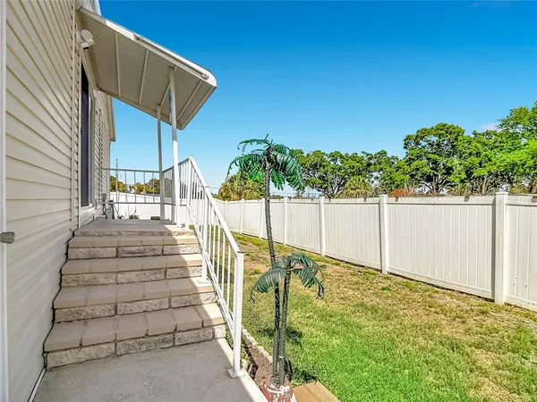 $260,000 | 452 Par Drive, Frostproof, FL 33843