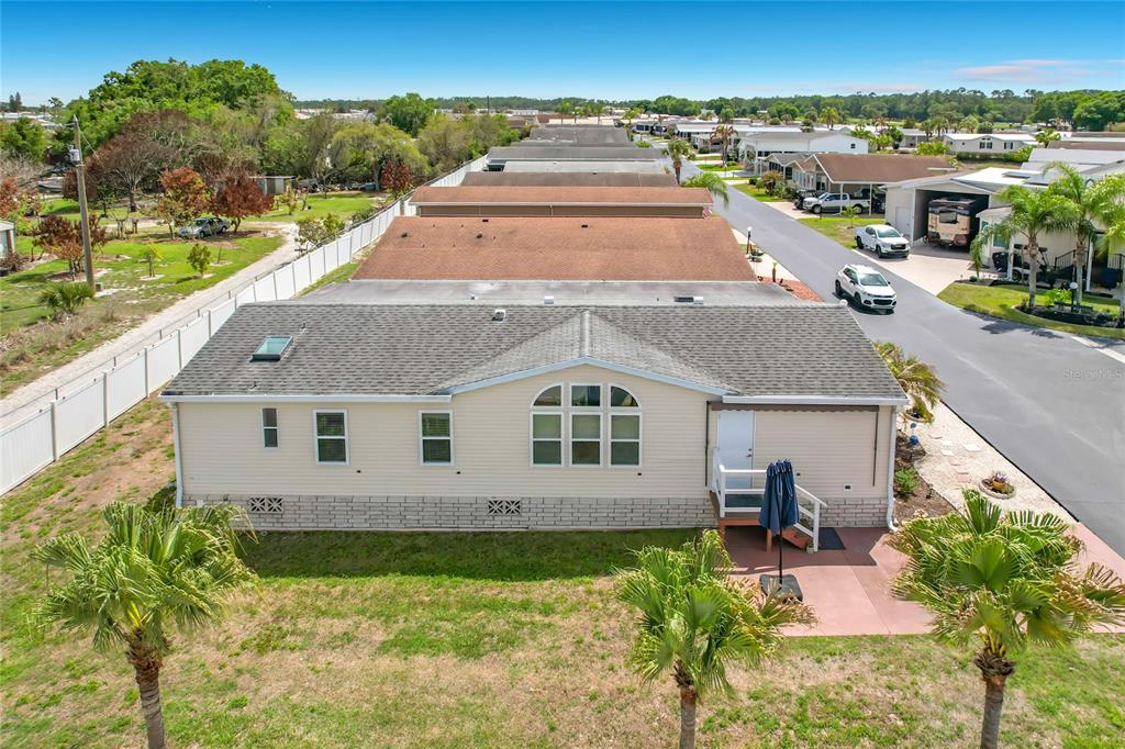 452 Par Drive Frostproof, FL 33843 - Photo 38 of 41 a aerial view of a house with a yard