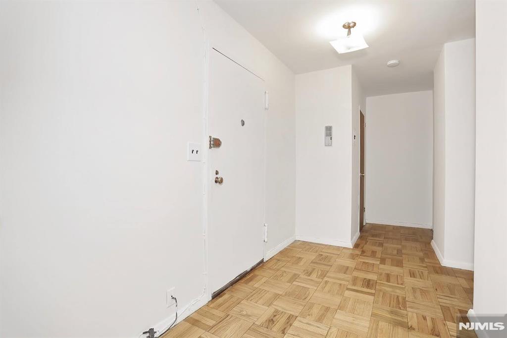 280 Prospect, Unit 6J Hackensack, NJ 07601 - Photo 12 of 43