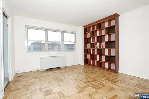 $115,000 | 280 Prospect, Unit 6J, Hackensack, NJ 07601