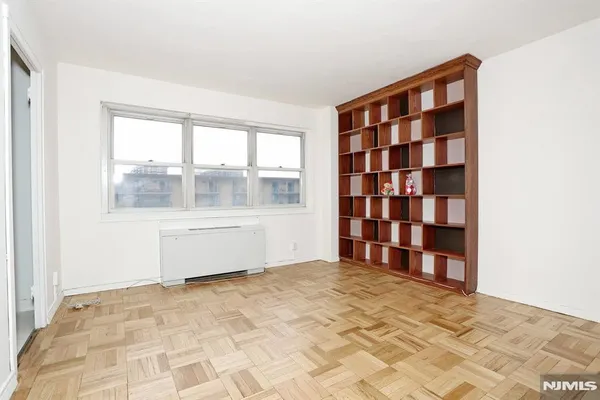 $115,000 | 280 Prospect, Unit 6J, Hackensack, NJ 07601