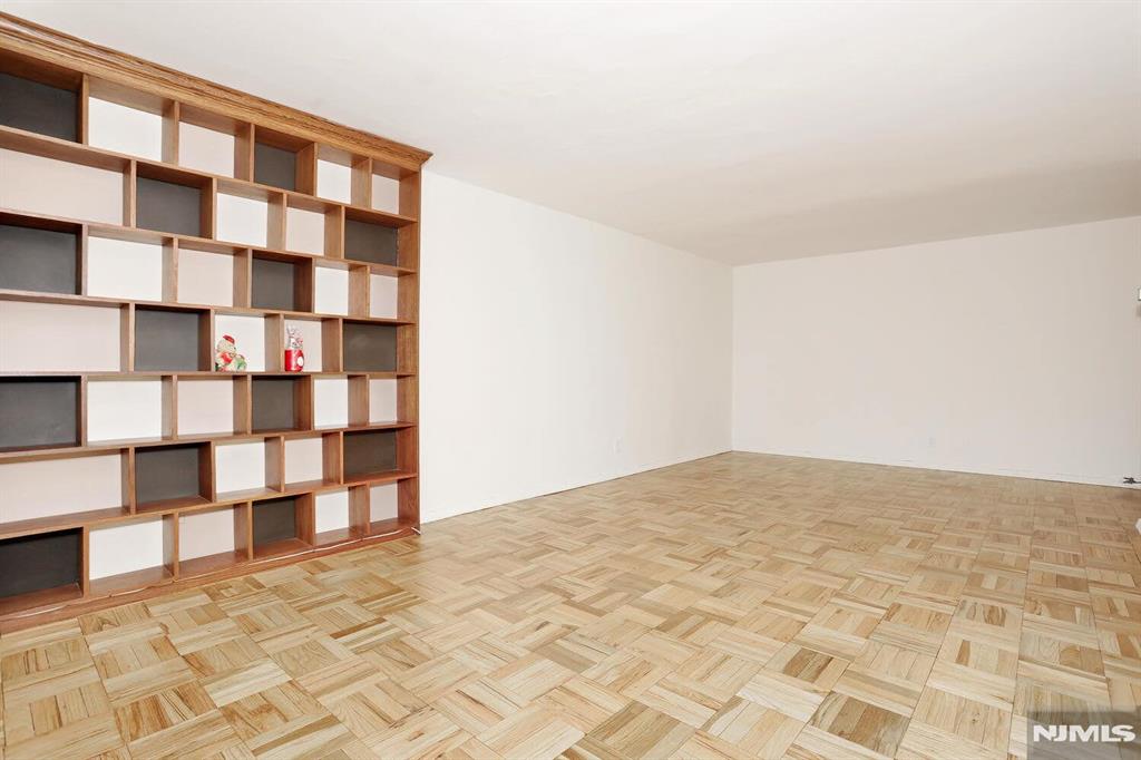 280 Prospect, Unit 6J Hackensack, NJ 07601 - Photo 17 of 43