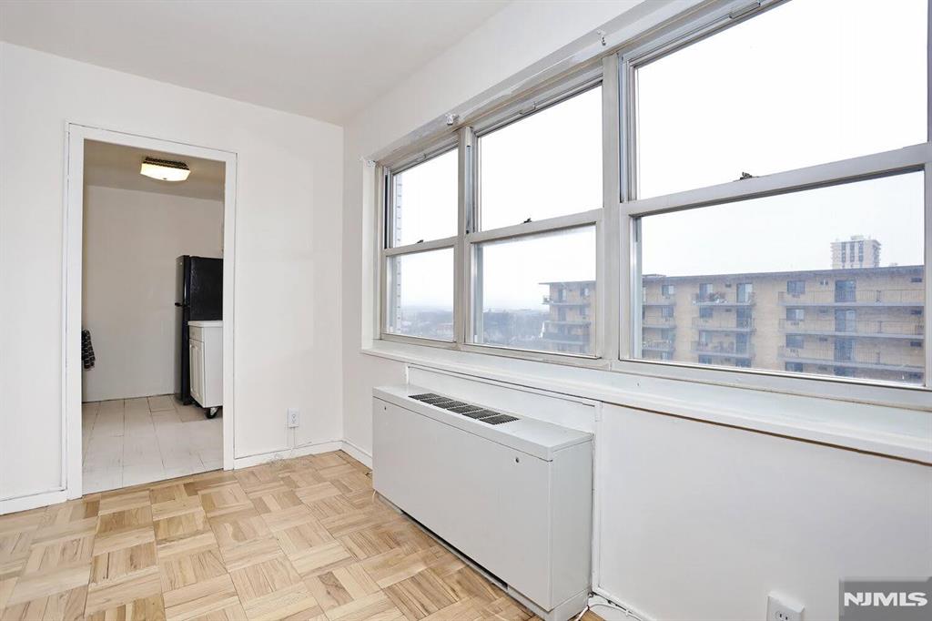 280 Prospect, Unit 6J Hackensack, NJ 07601 - Photo 19 of 43